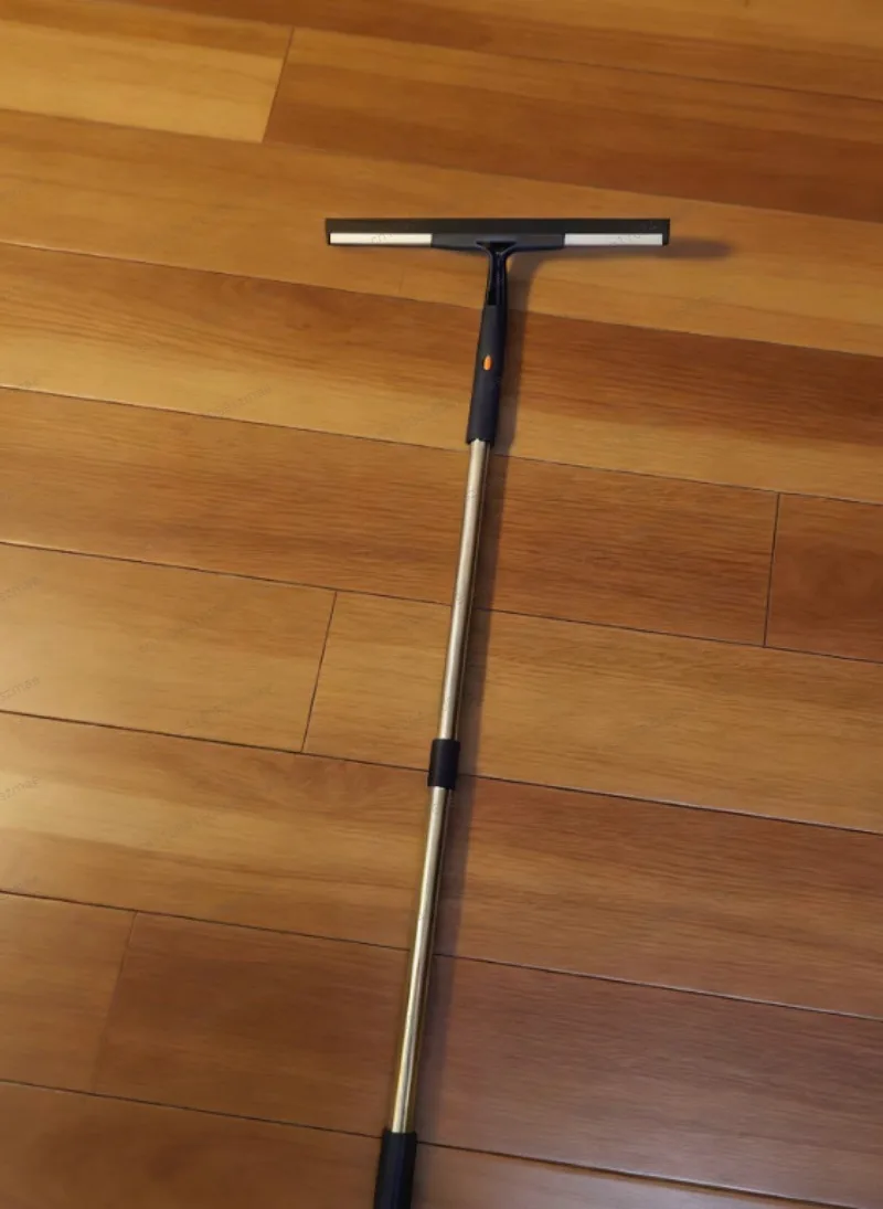 Long handle window cleaner, extended rod for double glass, all-in-one scraping tool, labor-saving, suitable for the elderly
Long handle window cleaner, extended rod for double glass, all-in-one scraping tool, labor-saving, suitable for the elderly