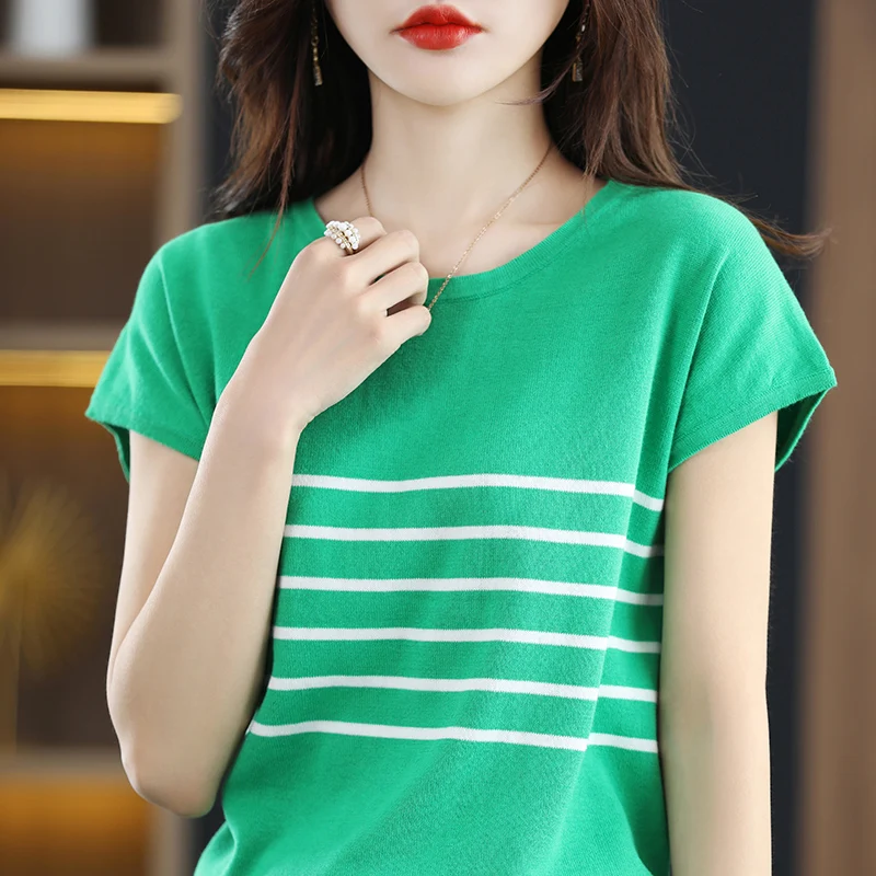 ZOCEPT 2025 Summer New Pure Cotton Knitted Short Sleeve T-shirt Women's Round Neck Pullover Loose Casual Striped Tank Top
ZOCEPT 2025 Summer New Pure Cotton Knitted Short Sleeve T-shirt Women's Round Neck Pullover Loose Casual Striped Tank Top