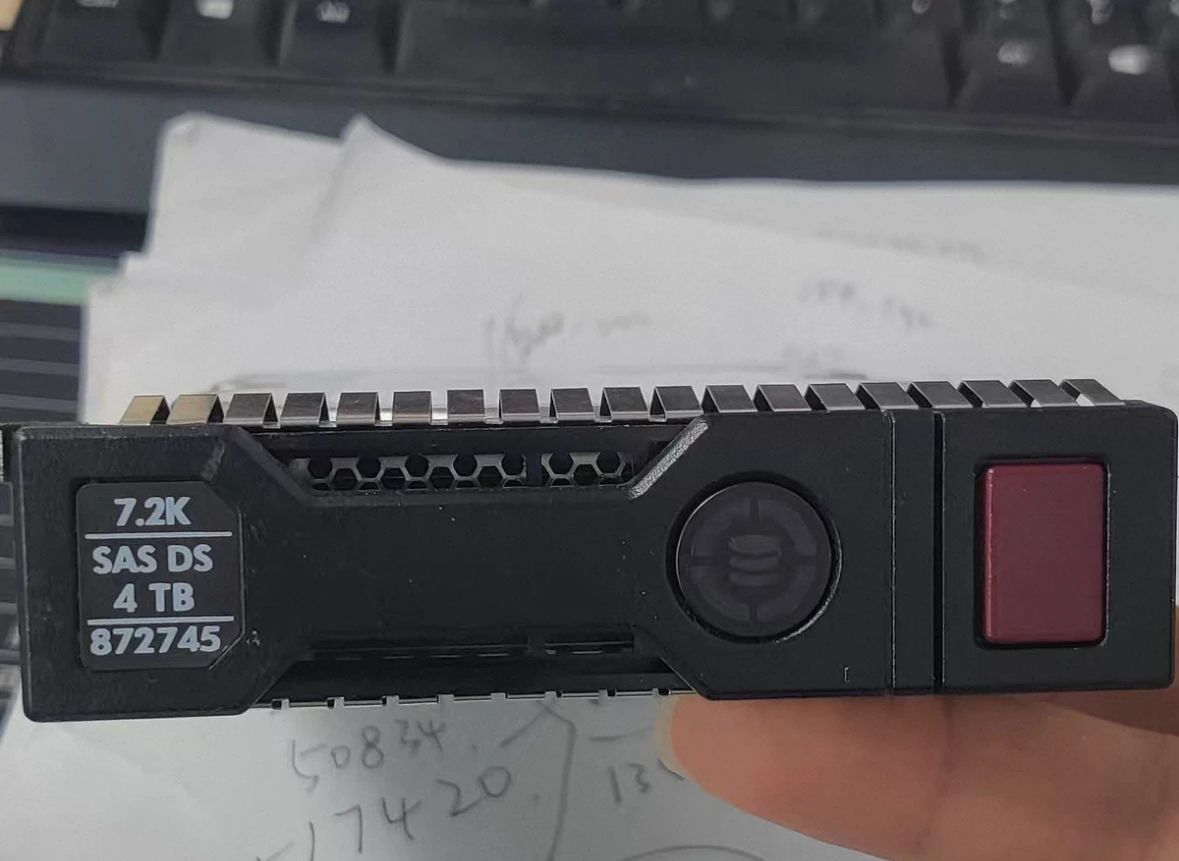 Для серверного жесткого диска 872745 872487-B21 872745-001 4T 7,2K SAS 12G 3,5
Для серверного жесткого диска 872745 872487-B21 872745-001 4T 7,2K SAS 12G 3,5
