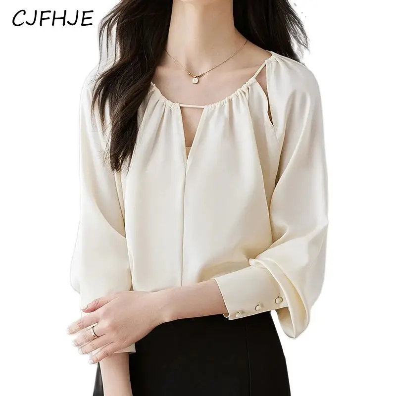 CJFHJE New Chic Designer Women Satin Shirts Chiffon Blouses Casual Loose Long Sleeve Office Work Solid Tops Shirts French Style
CJFHJE New Chic Designer Women Satin Shirts Chiffon Blouses Casual Loose Long Sleeve Office Work Solid Tops Shirts French Style