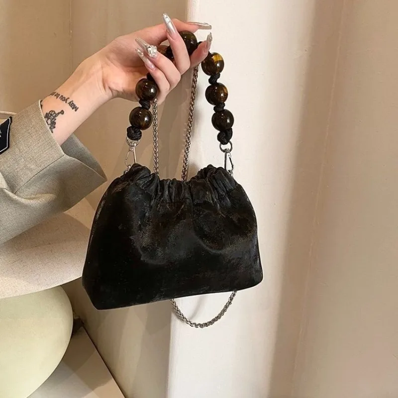 Popular Classic Women Leather Bag High End Elegant Paris Style Vintage Crossbody Messenger Bag
Popular Classic Women Leather Bag High End Elegant Paris Style Vintage Crossbody Messenger Bag