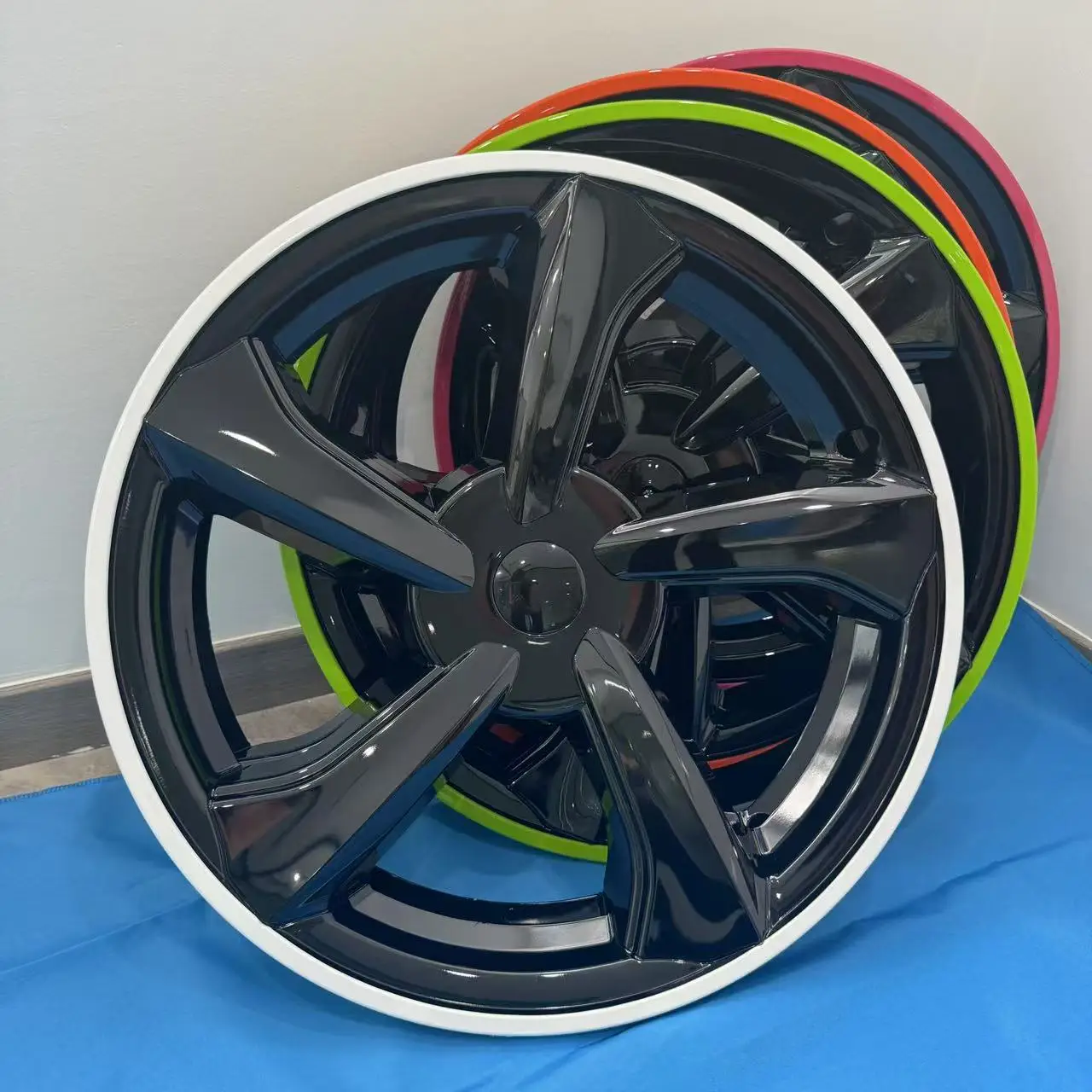 4 шт. крышка ступицы для Tesla Model Y Juniper 19-дюймовая крышка перекрестного потока, замена автомобиля, аксессуары для полного обода 2025
4 шт. крышка ступицы для Tesla Model Y Juniper 19-дюймовая крышка перекрестного потока, замена автомобиля, аксессуары для полного обода 2025