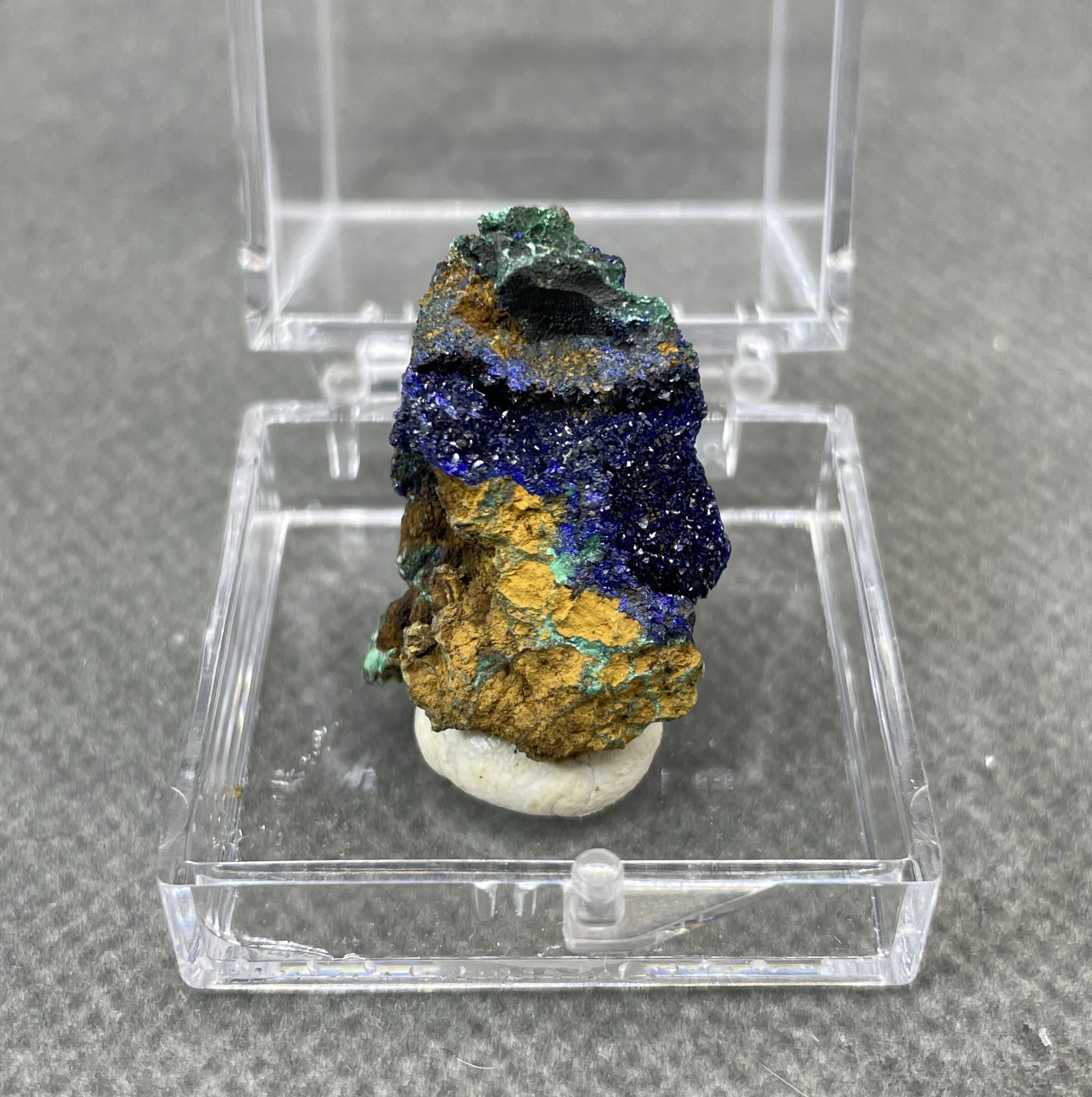 Natural azurite mineral crystal specimen healing quartz+ box size 3.4 cm (crystals and stones Quartz crystal stones )
Natural azurite mineral crystal specimen healing quartz+ box size 3.4 cm (crystals and stones Quartz crystal stones )