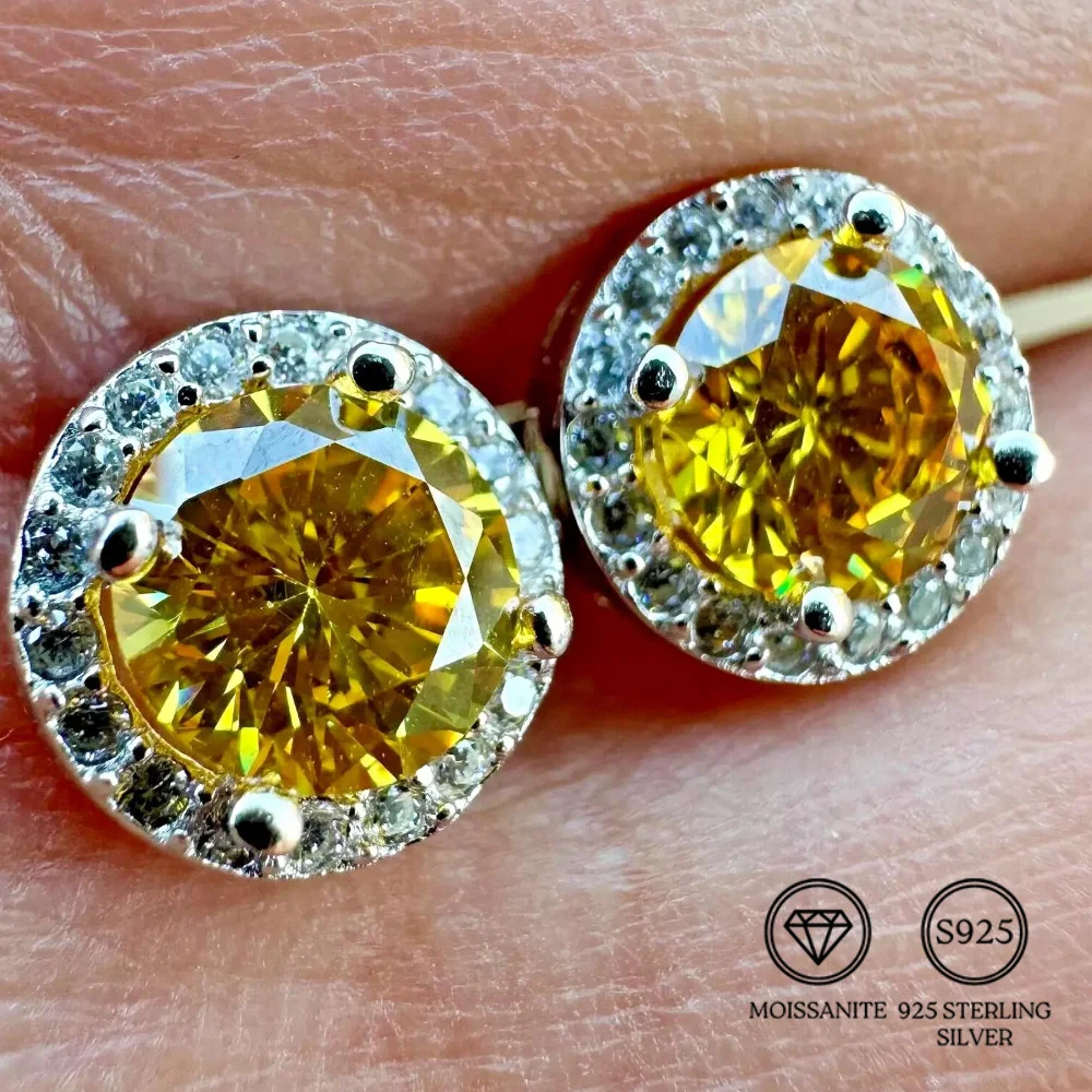 1pair 1/2/3Carat 925 Sliver Yellow Moissanite Stud Earrings, Simple and Stylish, Suitable for All Kinds of Occasions.
1pair 1/2/3Carat 925 Sliver Yellow Moissanite Stud Earrings, Simple and Stylish, Suitable for All Kinds of Occasions.