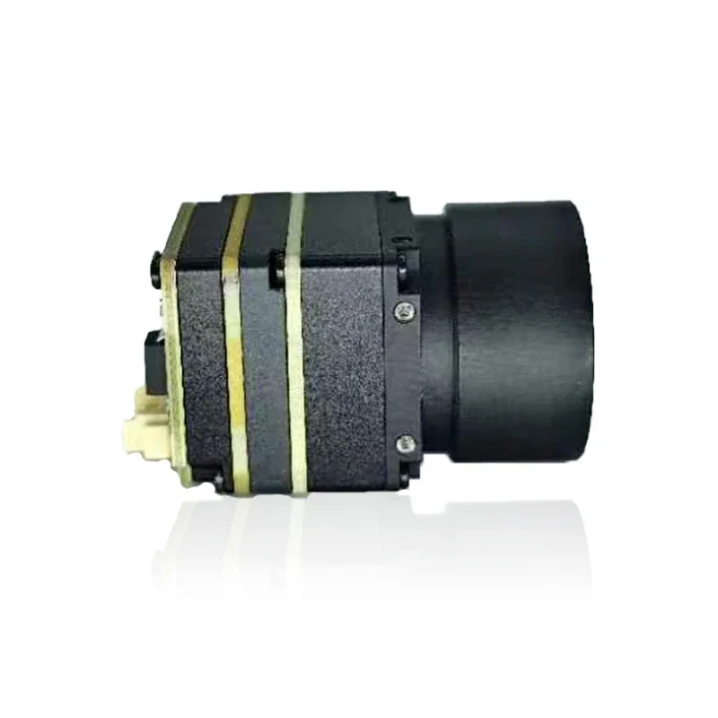 FPV тепловизионная камера 256/388/640 длинноволновый инфракрасный миниатюрный модуль тепловизионного изображения человеческого тела
FPV тепловизионная камера 256/388/640 длинноволновый инфракрасный миниатюрный модуль тепловизионного изображения человеческого тела