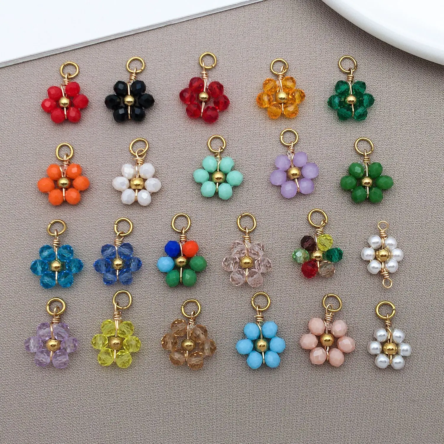 10pcs/Lot Crystal Small Flower Bead Charms Pendants Stainless Steel Connector for Earrings Necklace DIY Jewelry Making
10pcs/Lot Crystal Small Flower Bead Charms Pendants Stainless Steel Connector for Earrings Necklace DIY Jewelry Making