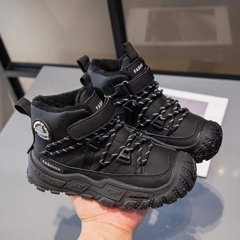 Детские кроссовки, противоскользящая износостойкая походная обувь для детей, зимняя уличная спортивная обувь для мальчиков, теплые хлопковые зимние ботинки для девочек
Детские кроссовки, противоскользящая износостойкая походная обувь для детей, зимняя уличная спортивная обувь для мальчиков, теплые хлопковые зимние ботинки для девочек