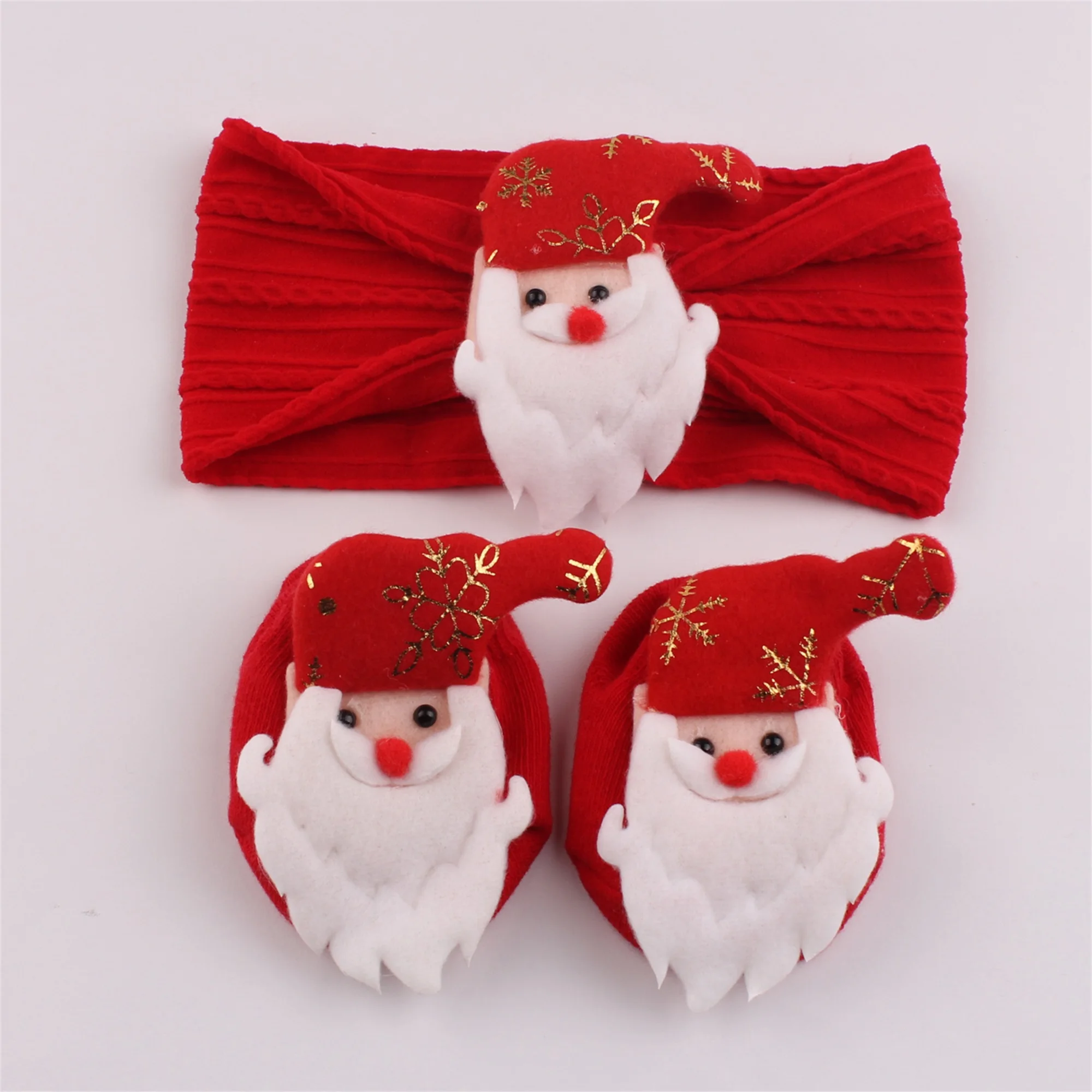Christmas Baby Gift Set Reindeer Stocking Hat Cozy Infant Mittens and Headband for Winter Warmth
Christmas Baby Gift Set Reindeer Stocking Hat Cozy Infant Mittens and Headband for Winter Warmth