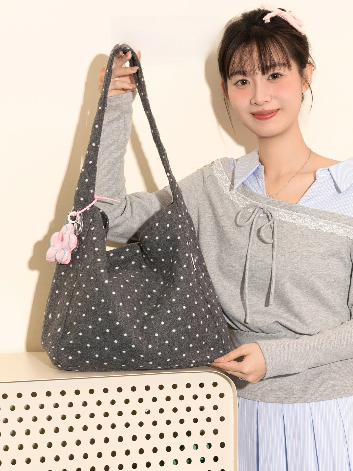 Casual Chic Orange Girl's Tweed Tote Bag Women's Large Capacity Single Shoulder Bag Spring 2026 Underarm Bag Simple Style
Casual Chic Orange Girl's Tweed Tote Bag Women's Large Capacity Single Shoulder Bag Spring 2026 Underarm Bag Simple Style