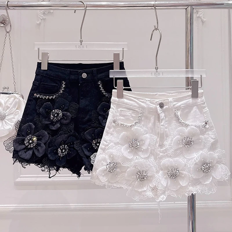 Тяжелая промышленность, инкрустированные бриллиантами, трехмерные джинсовые шорты с цветочным принтом для женщин, летние новые утягивающие брюки А-силуэта с высокой талией
Тяжелая промышленность, инкрустированные бриллиантами, трехмерные джинсовые шорты с цветочным принтом для женщин, летние новые утягивающие брюки А-силуэта с высокой талией
