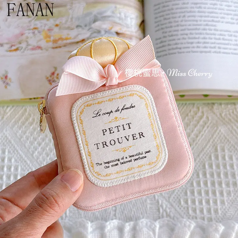 Cute Girly Mini Bowknot Perfume Bottle Jewelry Bag Accessories Earring Necklace Portable Travel Storage Box for Women
Cute Girly Mini Bowknot Perfume Bottle Jewelry Bag Accessories Earring Necklace Portable Travel Storage Box for Women