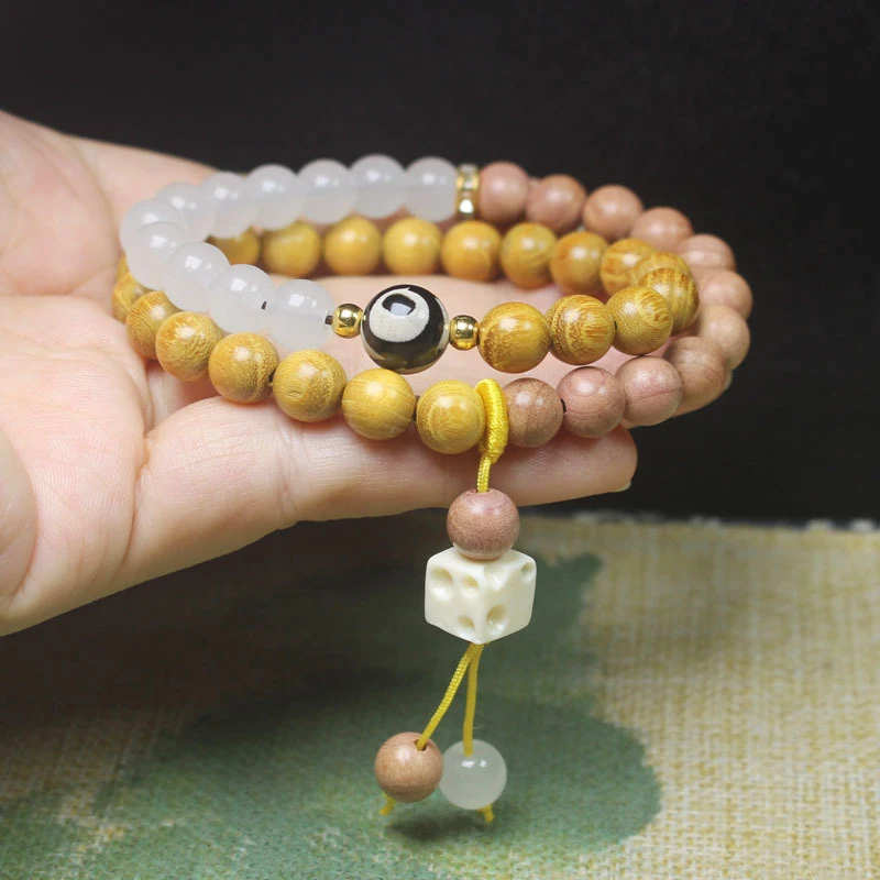 Golden Wood Blood Cypress 8mm Double Circle Buddhist Bead Bracelet with Cheese Pendant, Simple Elegant Gift for Men and Wome
Golden Wood Blood Cypress 8mm Double Circle Buddhist Bead Bracelet with Cheese Pendant, Simple Elegant Gift for Men and Wome