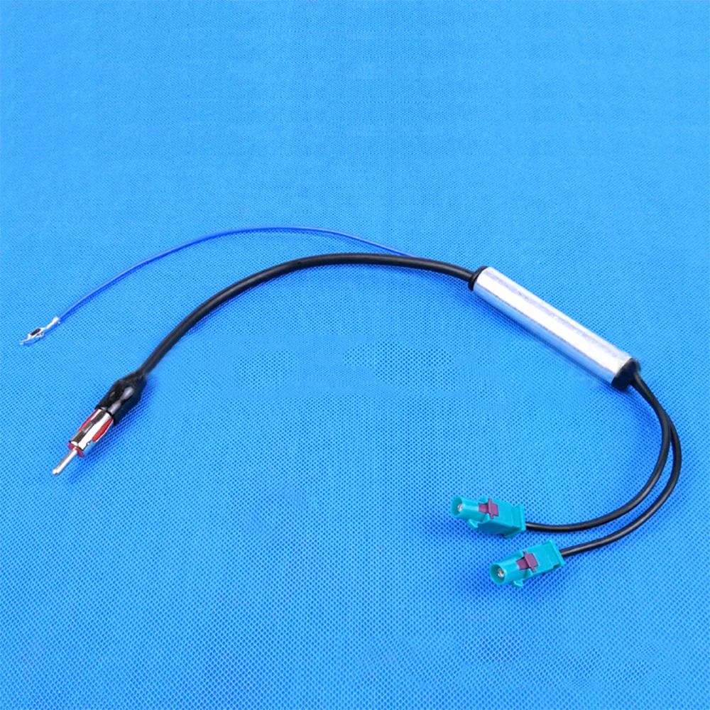 Car radio antenna FM antenna signal amplifier headband amplifier suitable for FAKRA public antenna
Car radio antenna FM antenna signal amplifier headband amplifier suitable for FAKRA public antenna