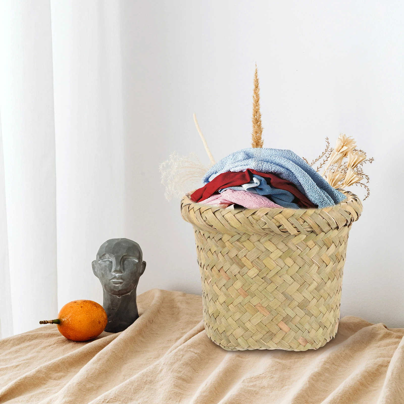 Woven Trash Can Waste Basket Retro Art Storage Bucket Smooth Safe Premium Material Household DecorTrash Supplies Office
Woven Trash Can Waste Basket Retro Art Storage Bucket Smooth Safe Premium Material Household DecorTrash Supplies Office