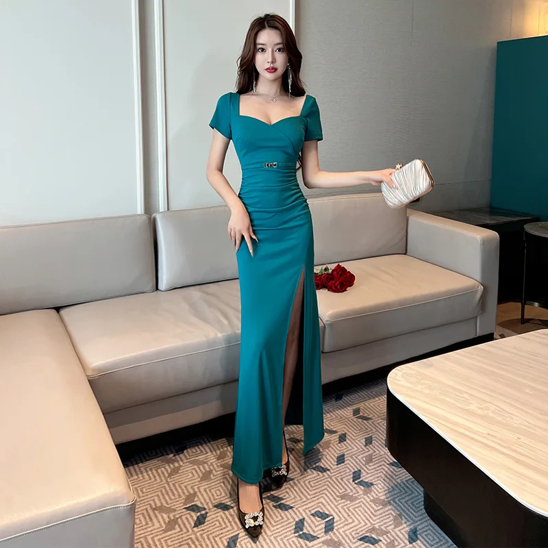 Nightclub women's sexy new socialite slim fit bag arm nightclub low cut bag buttocks dress
Nightclub women's sexy new socialite slim fit bag arm nightclub low cut bag buttocks dress