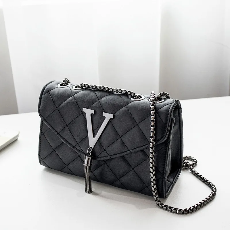 Black Luxury Handbags And Purse Women PU Leather Messenger Shoulder Bag Plaid Female Crossbody Bag Tassel Quilted Brand
Black Luxury Handbags And Purse Women PU Leather Messenger Shoulder Bag Plaid Female Crossbody Bag Tassel Quilted Brand