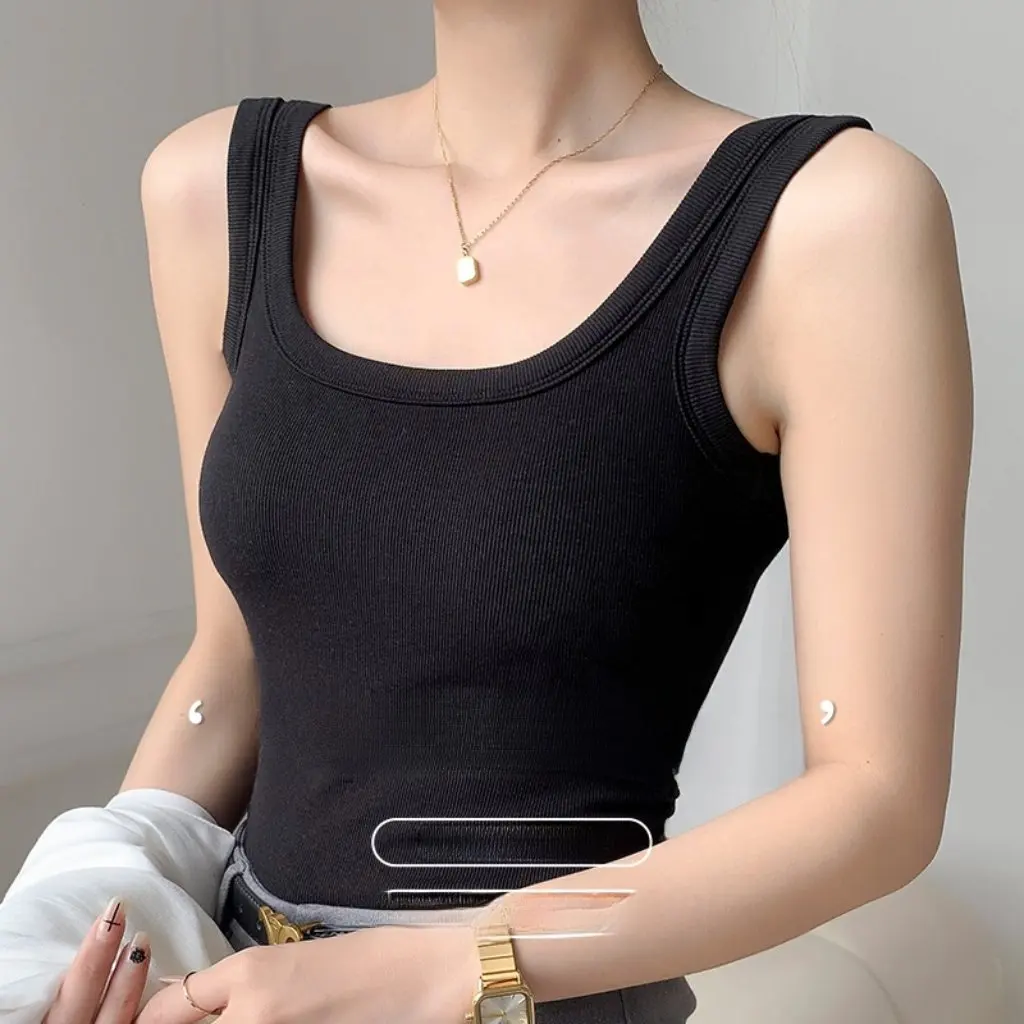 Женская майка, летняя стильная верхняя одежда, облегающий базовый топ без рукавов с накладкой на грудь, универсальный размер больших размеров
Женская майка, летняя стильная верхняя одежда, облегающий базовый топ без рукавов с накладкой на грудь, универсальный размер больших размеров