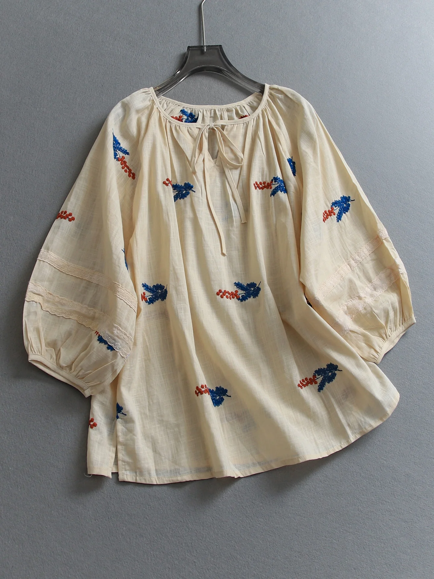 Heavy Embroidery Linen Blend Skin-friendly Breathable Lantern Sleeve round Neck Women's Shirt Summer New Style Tie-dye E688
Heavy Embroidery Linen Blend Skin-friendly Breathable Lantern Sleeve round Neck Women's Shirt Summer New Style Tie-dye E688