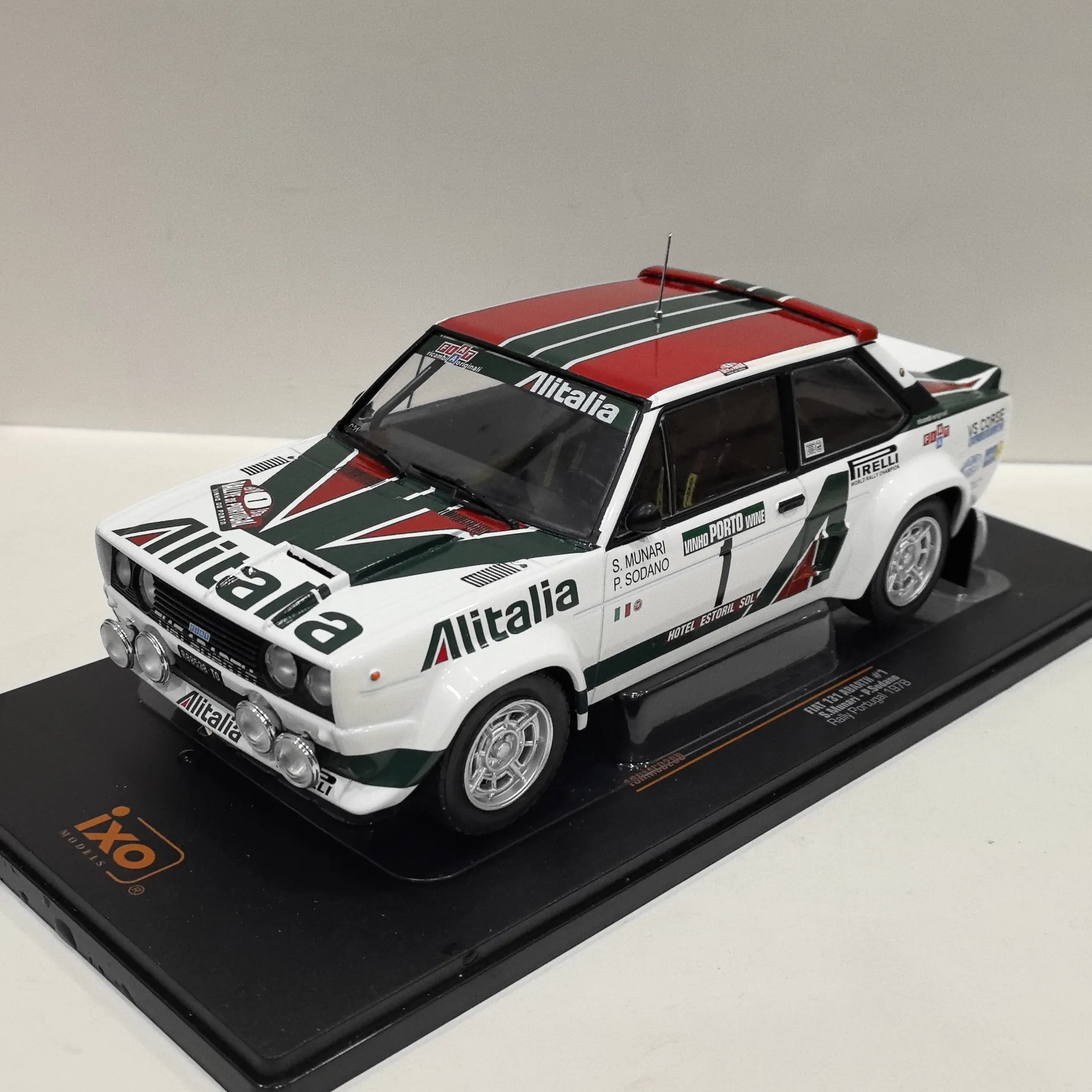Diecast IXO 1/18 Scale FIAT 131 ABARTH #1 1978 Fiat Racing Alloy Car Model Collectible Toy Gift Souvenir Display Ornament 
Diecast IXO 1/18 Scale FIAT 131 ABARTH #1 1978 Fiat Racing Alloy Car Model Collectible Toy Gift Souvenir Display Ornament