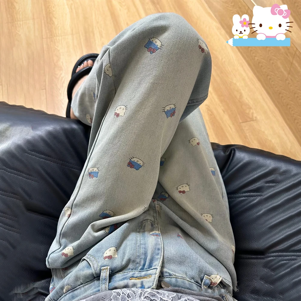 Женские джинсовые брюки Hello Kitty в Корейском стиле, модные уличные прямые джинсы, весенне-осенние женские широкие длинные брюки, новинка лета 
Женские джинсовые брюки Hello Kitty в Корейском стиле, модные уличные прямые джинсы, весенне-осенние женские широкие длинные брюки, новинка лета