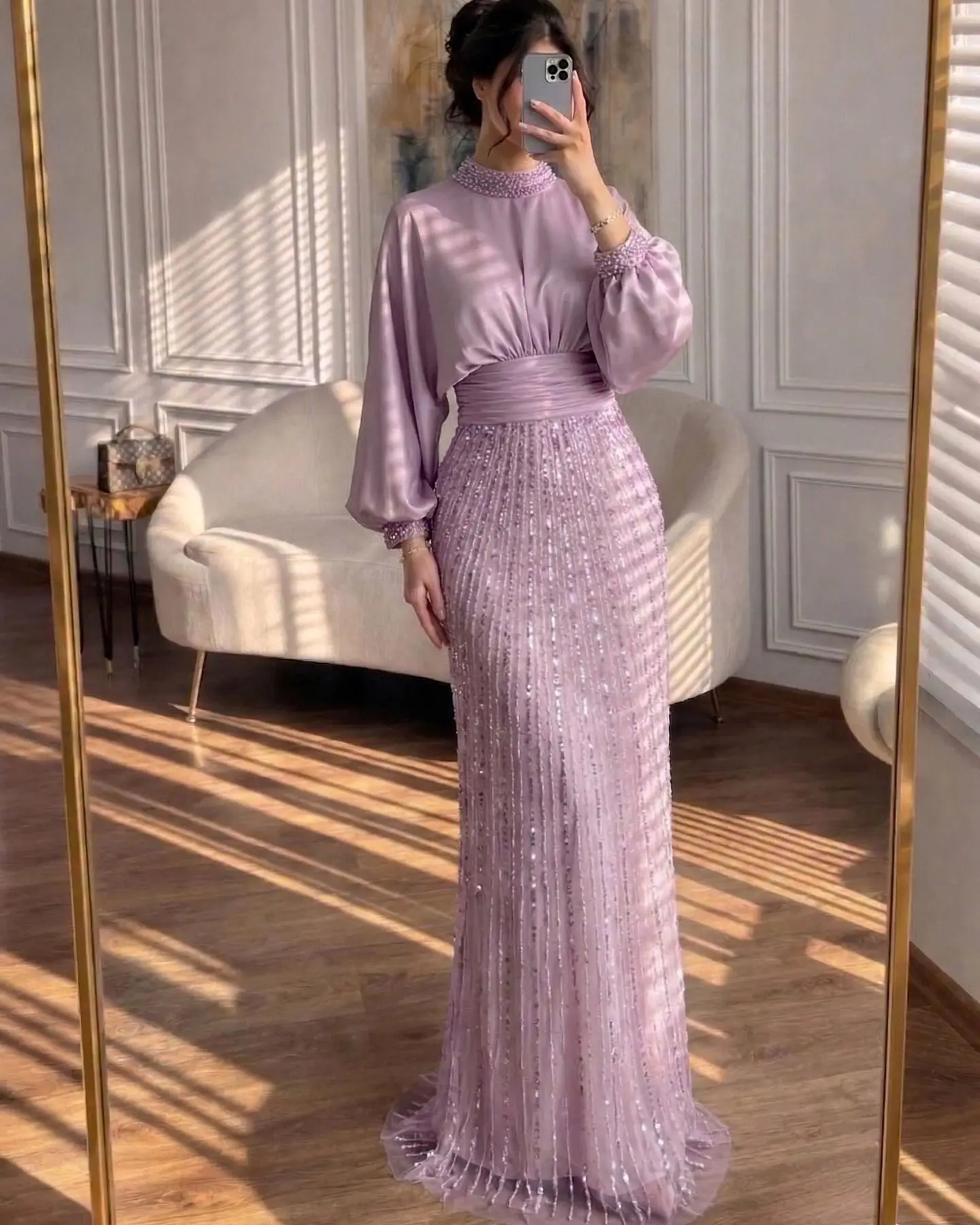 Luxury lilac High Collar Sparkle Dubai Evening Dress A-line Beaded Waist-cinch long sleeves Formal Cocktail Prom Party Vestidos
Luxury lilac High Collar Sparkle Dubai Evening Dress A-line Beaded Waist-cinch long sleeves Formal Cocktail Prom Party Vestidos