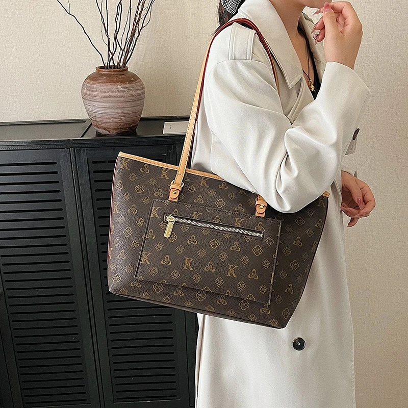 Women Curated Retro Shoulder Bag Rare Aged Finish Large Capacity Luxe Full Grain Trim Beach Getaways Hikes Elegant Polished Use
Women Curated Retro Shoulder Bag Rare Aged Finish Large Capacity Luxe Full Grain Trim Beach Getaways Hikes Elegant Polished Use