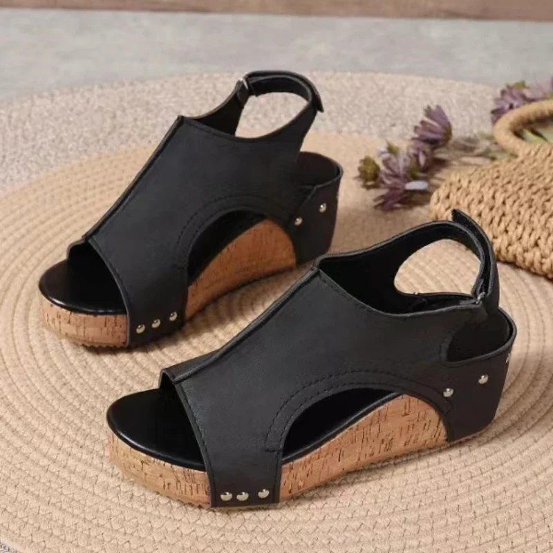 The New Casual Wedge Sandals Women Summer 2024 Fashion Elegant Non-slip Platform Heels Rubber Sole Buckle Peep Toe Roman Shoes
The New Casual Wedge Sandals Women Summer 2024 Fashion Elegant Non-slip Platform Heels Rubber Sole Buckle Peep Toe Roman Shoes