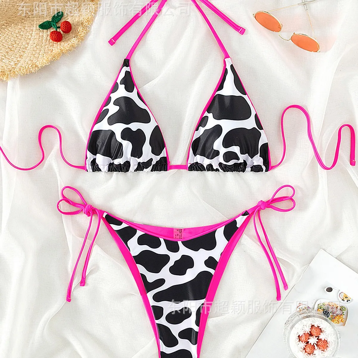Sexy ins style three-point swimsuit cow print split bikini bikin2025 new
Sexy ins style three-point swimsuit cow print split bikini bikin2025 new