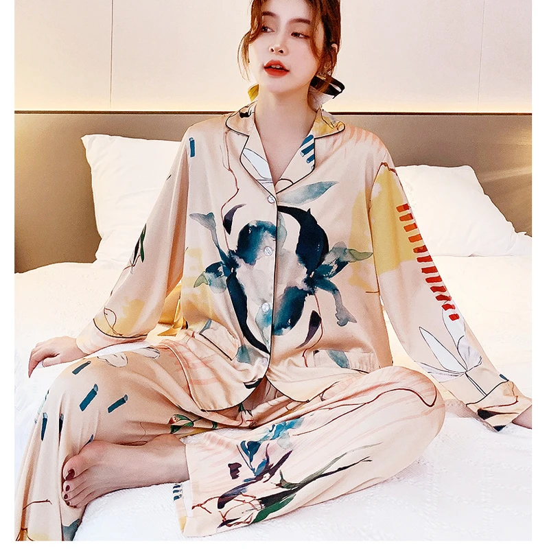 Autumn Loose Print Satin Pajamas Set Women's Long Sleeve Elastic Waist Pants Sleepwear Two Piece Set Casual Silk Homewear Pijama
Autumn Loose Print Satin Pajamas Set Women's Long Sleeve Elastic Waist Pants Sleepwear Two Piece Set Casual Silk Homewear Pijama
