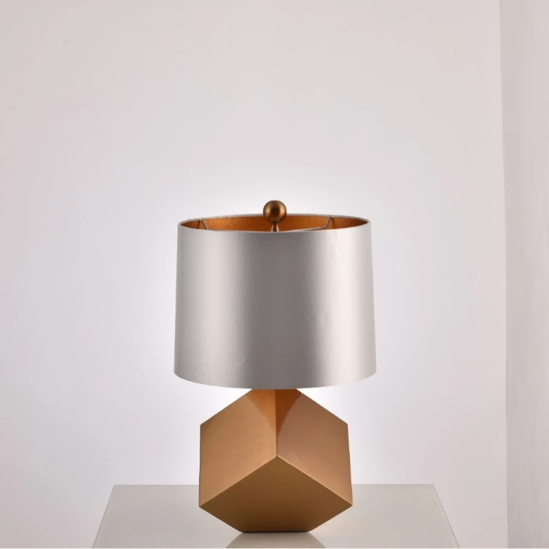Modern minimalist creative desk lamp Nordic style light luxury desk lamp bedroom living room desk lamp
Modern minimalist creative desk lamp Nordic style light luxury desk lamp bedroom living room desk lamp