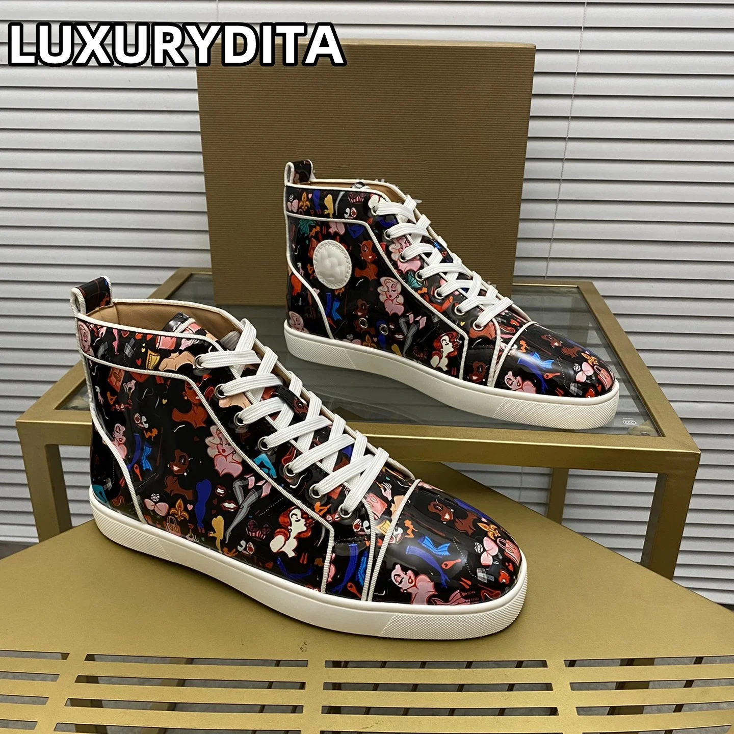 Top Quality Womens Trendy Casual Tennis Shoes Luxury Mens Real Leather Sneakers 35-48 Designr Rivet Red Sole Lovers Shoes M0020
Top Quality Womens Trendy Casual Tennis Shoes Luxury Mens Real Leather Sneakers 35-48 Designr Rivet Red Sole Lovers Shoes M0020