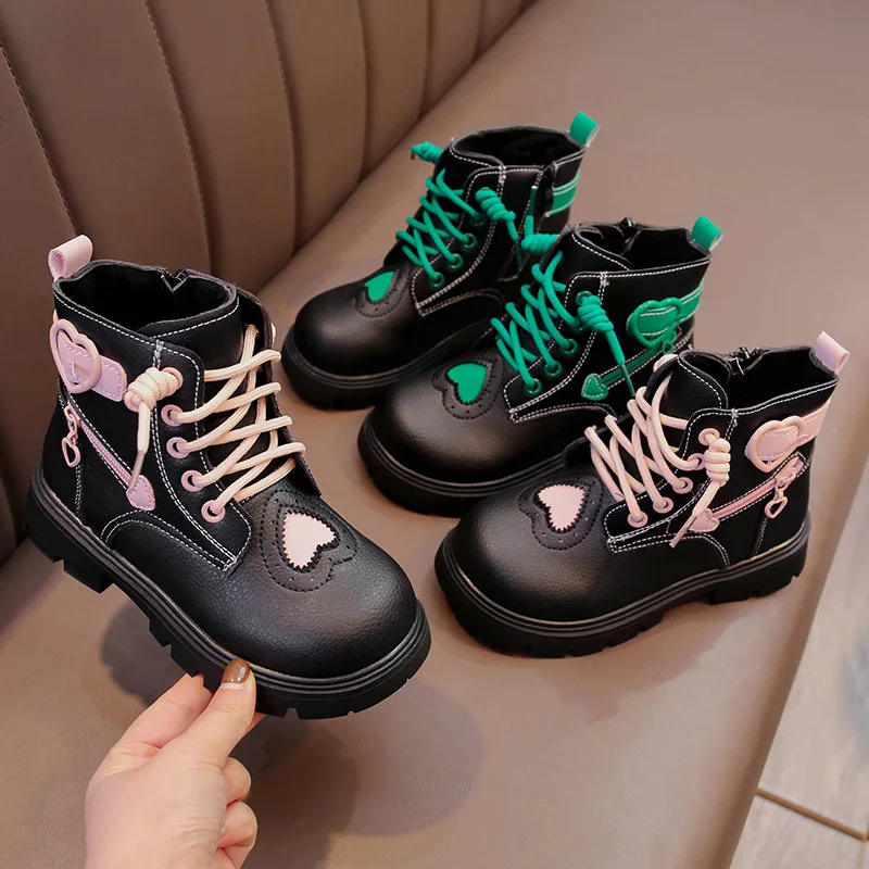 Children Ankle Boots for Boys Girls Medium Big Kids Rubber Boots Fashion with Heart Decoration Side Zipper British Style Classic
Children Ankle Boots for Boys Girls Medium Big Kids Rubber Boots Fashion with Heart Decoration Side Zipper British Style Classic