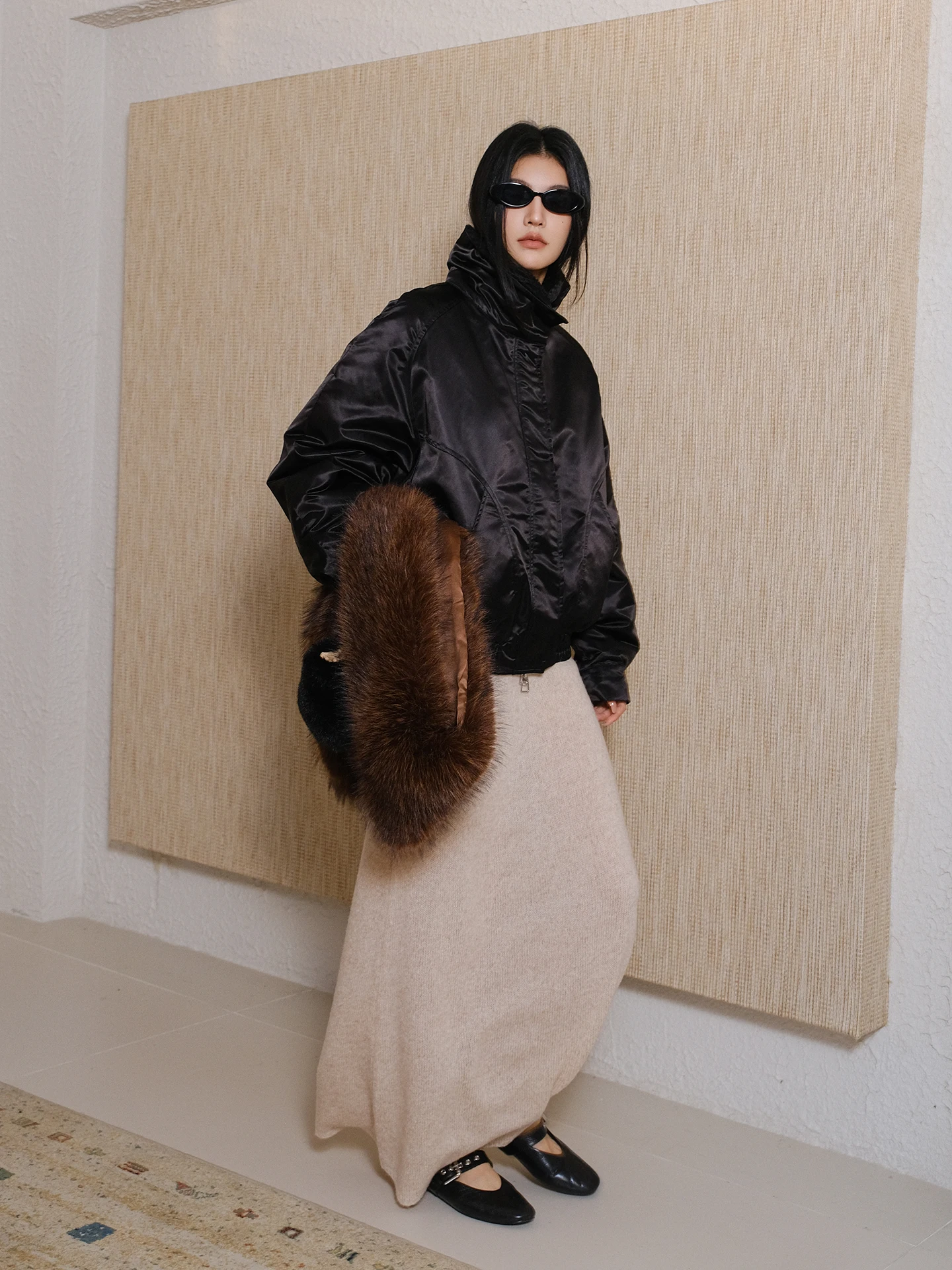 Женская куртка Fre up Glossy Satin 90 White Du down с воротником-стойкой, с элементами из бархата, повседневная, с длинными рукавами
Женская куртка Fre up Glossy Satin 90 White Du down с воротником-стойкой, с элементами из бархата, повседневная, с длинными рукавами