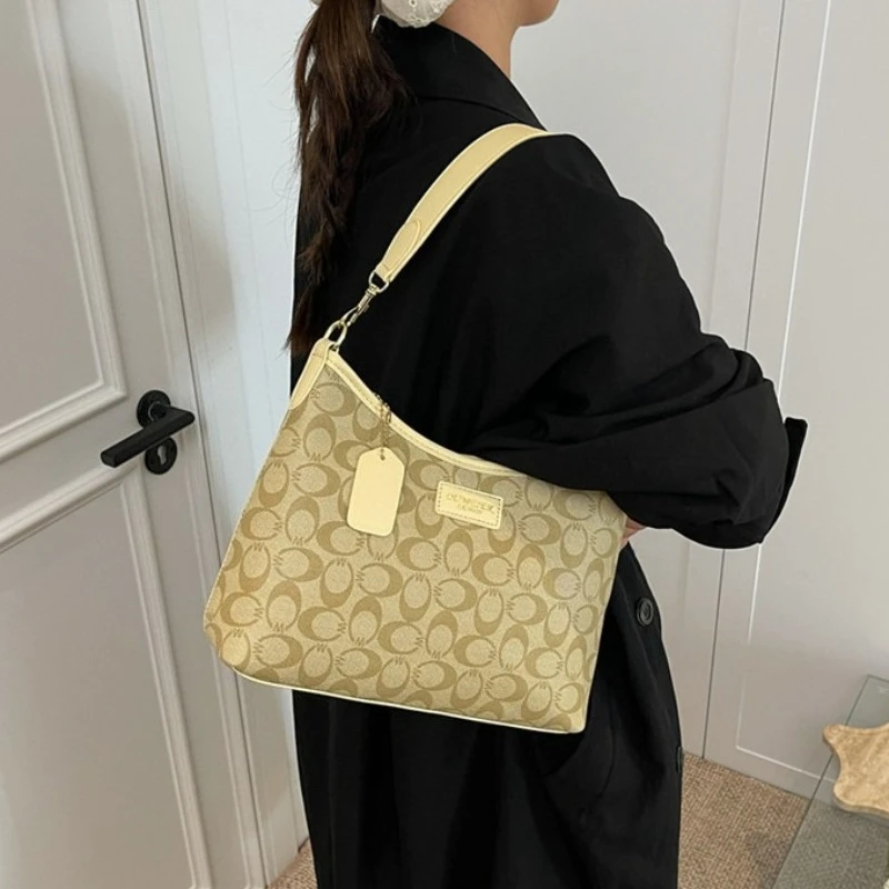 Women's New Commuter Underarm Tote – Large Capacity Printed Shoulder & Crossbody Bag, Casual Chic Work Purse, Everyday Versatile Handbag with Top Handle
Women's New Commuter Underarm Tote – Large Capacity Printed Shoulder & Crossbody Bag, Casual Chic Work Purse, Everyday Versatile Handbag with Top Handle