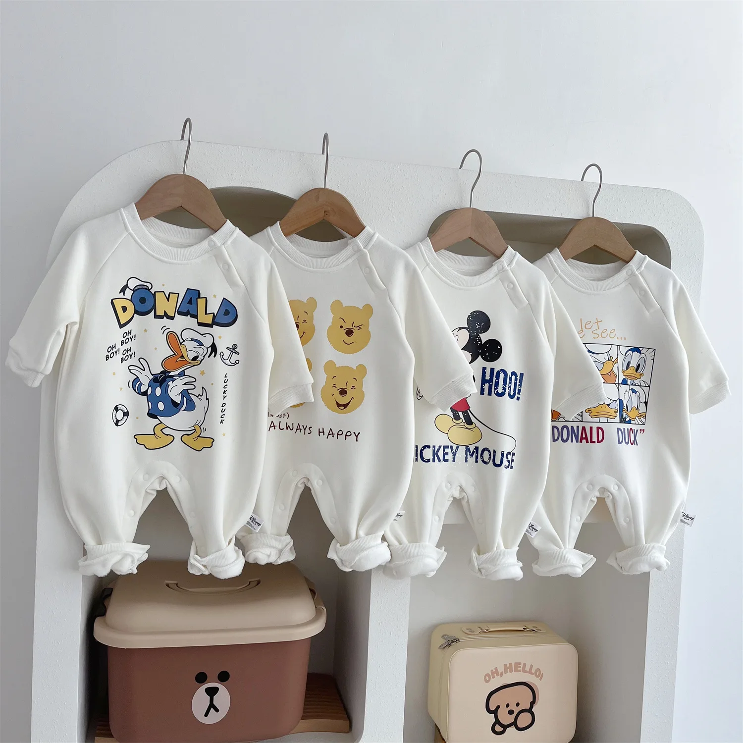 Newborn Autumn Mickey Mouse Tigger Piglet Outerwear Bodysuits Baby Disney Pooh Bear Cartoon Long Sleeves Jumpsuit for Girl Boy 
Newborn Autumn Mickey Mouse Tigger Piglet Outerwear Bodysuits Baby Disney Pooh Bear Cartoon Long Sleeves Jumpsuit for Girl Boy