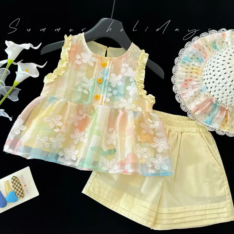 2025Summer Girls' Outfit New Embroidered Vest Shirt with Lace Shorts Stylish Princess Two-Piece Set
2025Summer Girls' Outfit New Embroidered Vest Shirt with Lace Shorts Stylish Princess Two-Piece Set