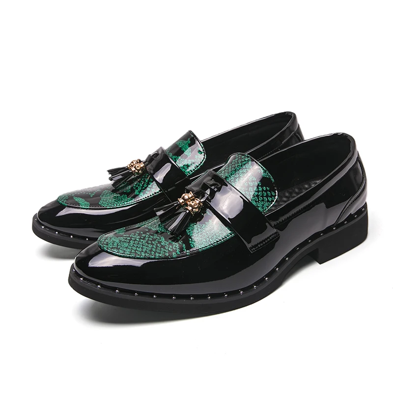 Designer New Loafers Men Pointed Business Snake Skin Pattern Mix Leather Casual Shoes Wedding Dress Homecoming Footwea
Designer New Loafers Men Pointed Business Snake Skin Pattern Mix Leather Casual Shoes Wedding Dress Homecoming Footwea