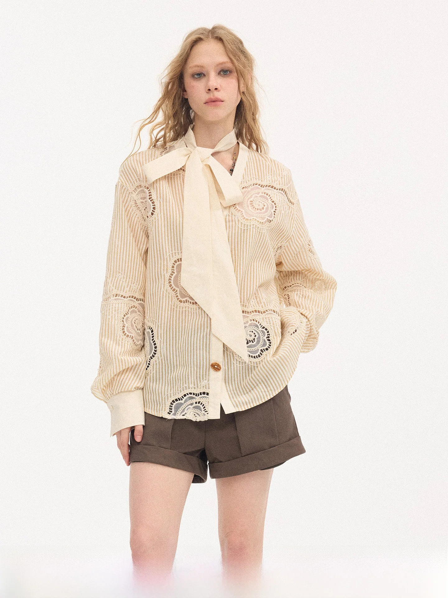Женская блузка DIDDI MODA с вышивкой, поясом и узлом, длинный рукав, для многослойного ношения, повседневный стиль, полиэстер, хлопок
Женская блузка DIDDI MODA с вышивкой, поясом и узлом, длинный рукав, для многослойного ношения, повседневный стиль, полиэстер, хлопок