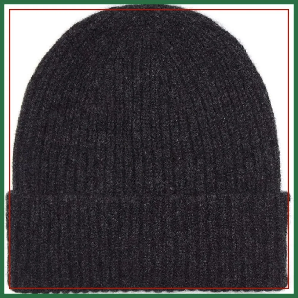 Cashmere Beanie Hat, Made in Scotland – Luxury Winter Essential
Cashmere Beanie Hat, Made in Scotland – Luxury Winter Essential
