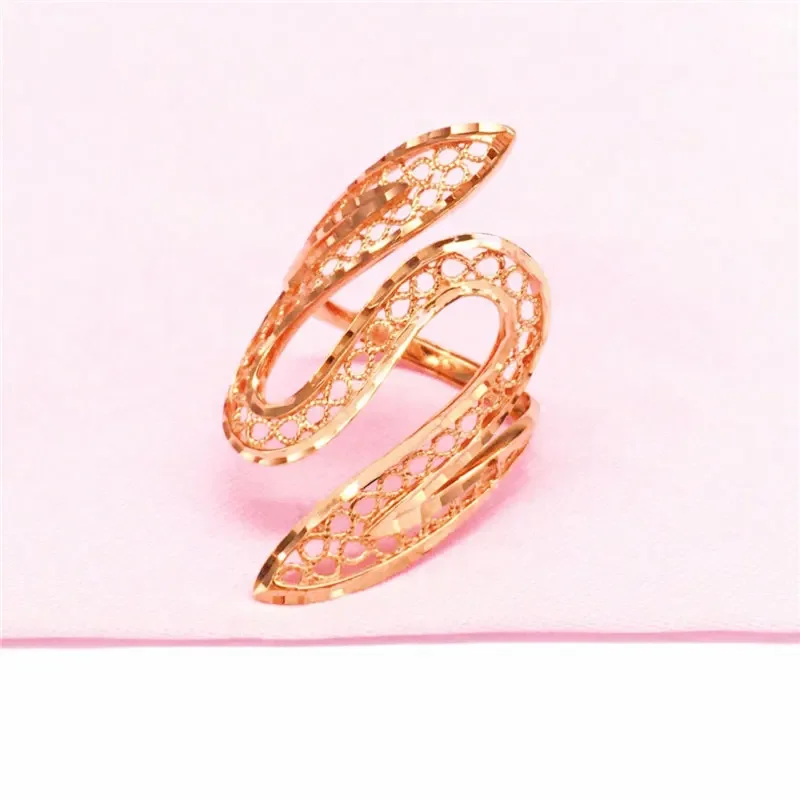 585 Purple Gold Geometric S-shaped engagement rings for women Plated 14K Rose Gold New in Creative Luxury Adjustable Jewelry
585 Purple Gold Geometric S-shaped engagement rings for women Plated 14K Rose Gold New in Creative Luxury Adjustable Jewelry