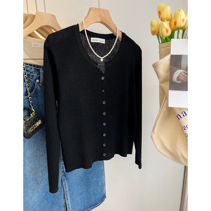 Women's new cardigan cardigan spring Korean V-neck thin section within the bottoming sweater Slim short tops
Women's new cardigan cardigan spring Korean V-neck thin section within the bottoming sweater Slim short tops