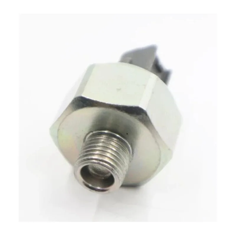 Для TOYOTA 4Runner/MR2 и LEXUS LS400: надежный датчик детонации (8961550010/89615-50010)
Для TOYOTA 4Runner/MR2 и LEXUS LS400: надежный датчик детонации (8961550010/89615-50010)