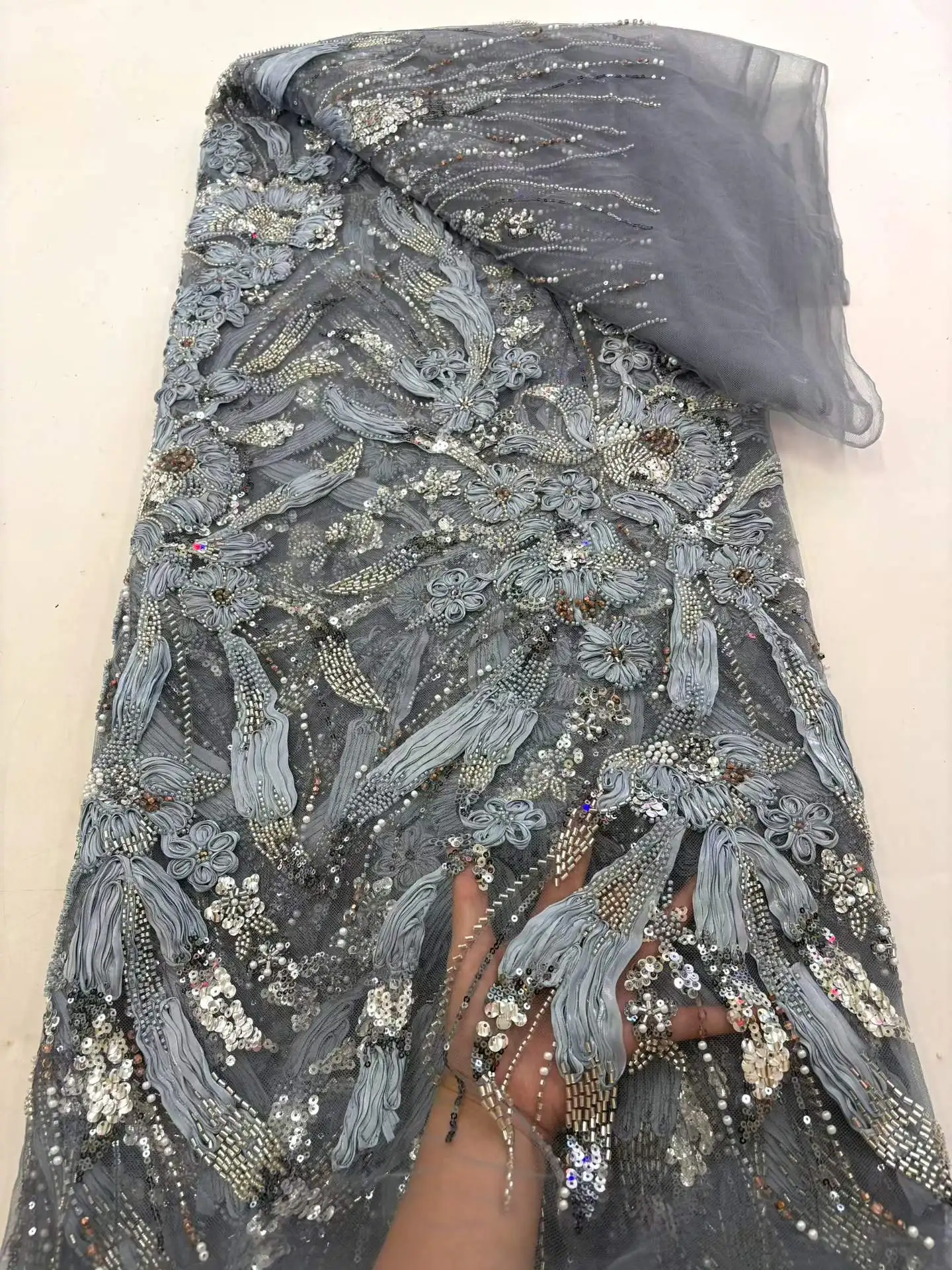 2026 Fashion Elegant French Mesh Rope Embroidery Sequins Lace Fabric African Nigerian Lace Fabric For Wedding Dress
2026 Fashion Elegant French Mesh Rope Embroidery Sequins Lace Fabric African Nigerian Lace Fabric For Wedding Dress