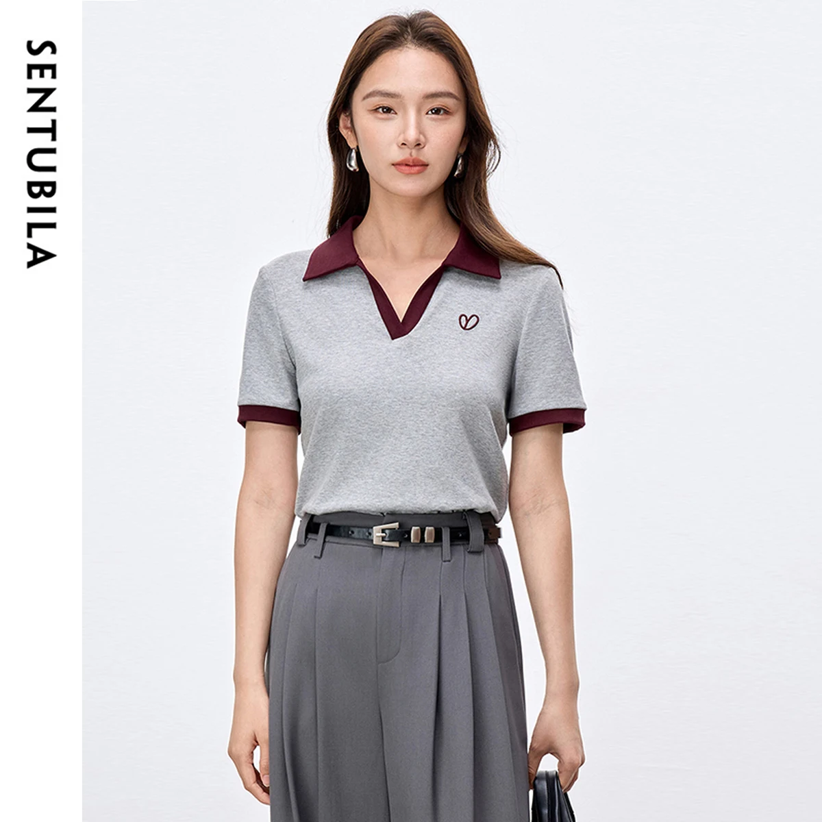 SENTUBILA POLO Neck Women's T-shirt 2025 Simple Commuting Short Sleeve Love shape Embroidery Knitted Short Tees Tops 152B59205
SENTUBILA POLO Neck Women's T-shirt 2025 Simple Commuting Short Sleeve Love shape Embroidery Knitted Short Tees Tops 152B59205
