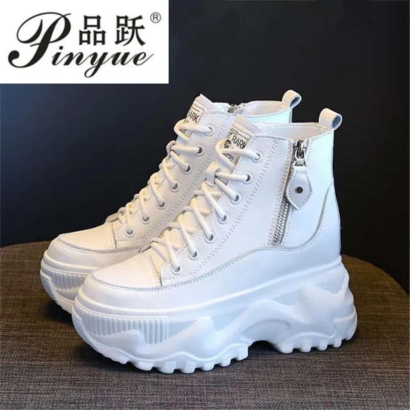 8cm Women High Top Sneakers Platform Breathable Genuine Leather Shoes Spring Lady Wedges Casual Shoes For Woman Dad Shoes boots
8cm Women High Top Sneakers Platform Breathable Genuine Leather Shoes Spring Lady Wedges Casual Shoes For Woman Dad Shoes boots