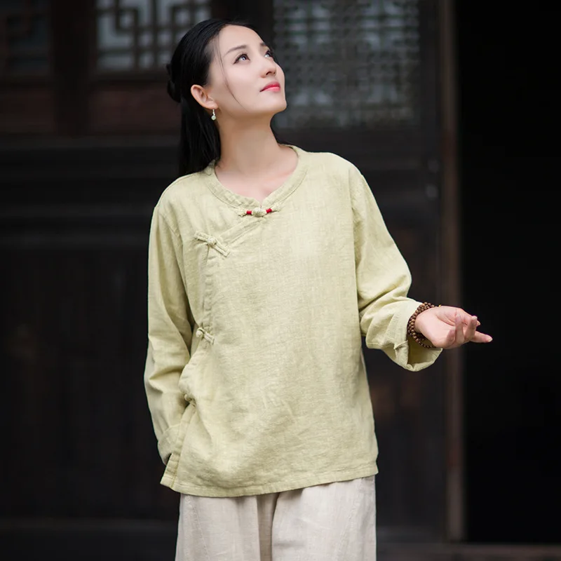 Autumn Ramie Shirt: Original Design, Diagonal Placket & Frog Buttons, Loose Vintage Chinese Style.
Autumn Ramie Shirt: Original Design, Diagonal Placket & Frog Buttons, Loose Vintage Chinese Style.