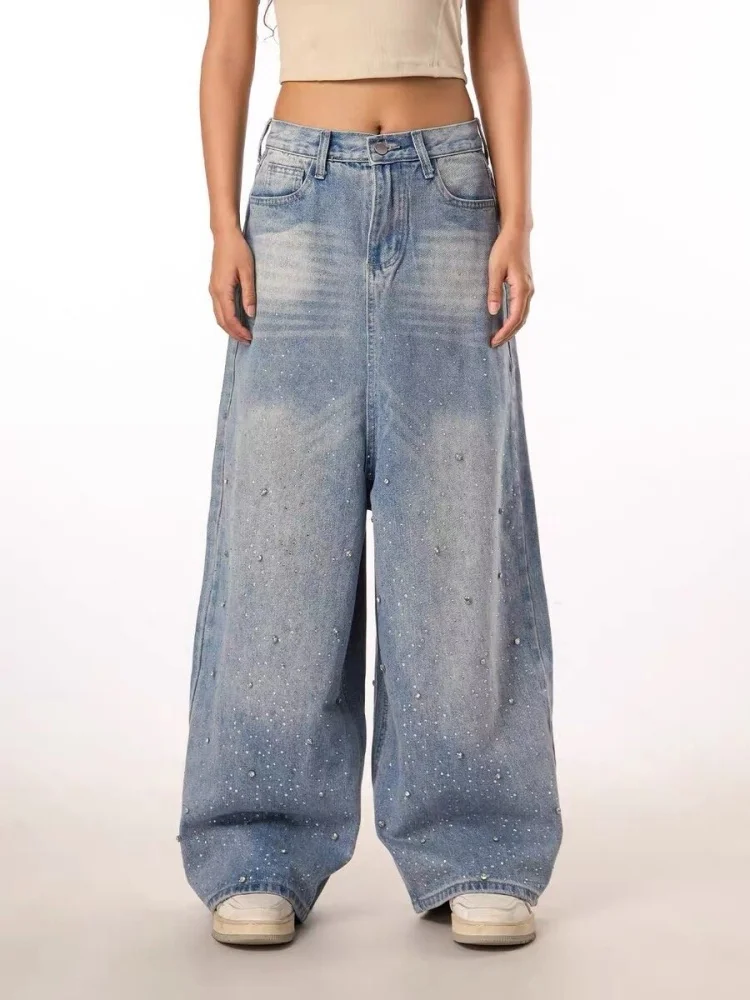 2025 г., американские ретро Y2K, модные мешковатые джинсы со стразами, брюки для женщин, одежда, широкие потертые синие женские джинсовые брюки
2025 г., американские ретро Y2K, модные мешковатые джинсы со стразами, брюки для женщин, одежда, широкие потертые синие женские джинсовые брюки