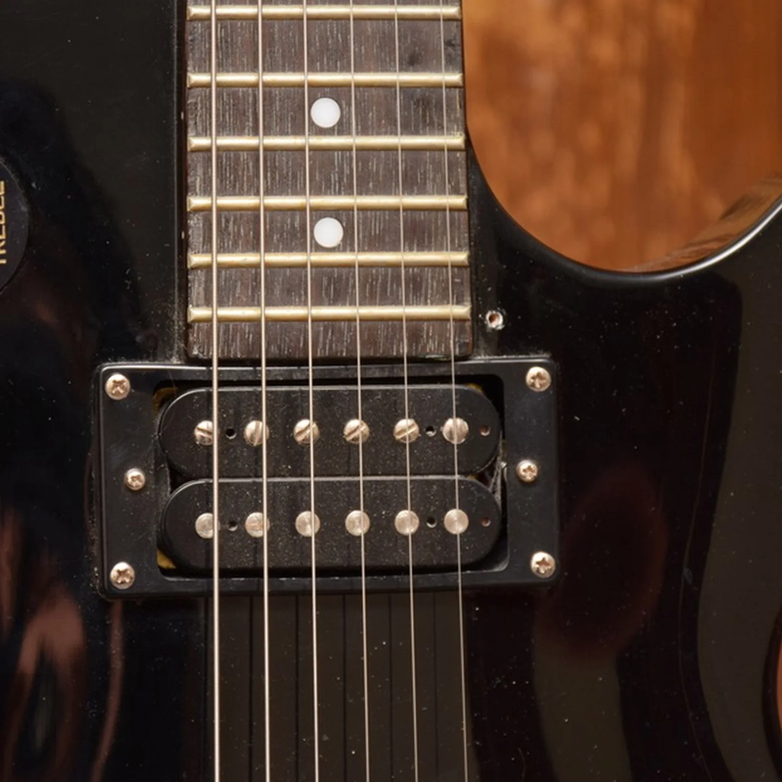 2pcs Guitar Pickup Frames Metal Flat Humbucker Covers Dual Coil Design Clear Sound Easy Replacement Electric Guitar Parts Pickup
2pcs Guitar Pickup Frames Metal Flat Humbucker Covers Dual Coil Design Clear Sound Easy Replacement Electric Guitar Parts Pickup