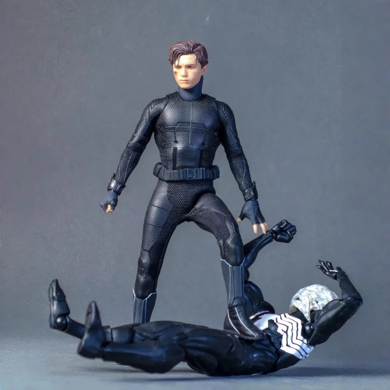 Official Spider Man Action Figure Night Monkey Black Suit Tom Holland Ver. Realistic Head Sculpt Collectible Articulated Pvc Toy
Official Spider Man Action Figure Night Monkey Black Suit Tom Holland Ver. Realistic Head Sculpt Collectible Articulated Pvc Toy