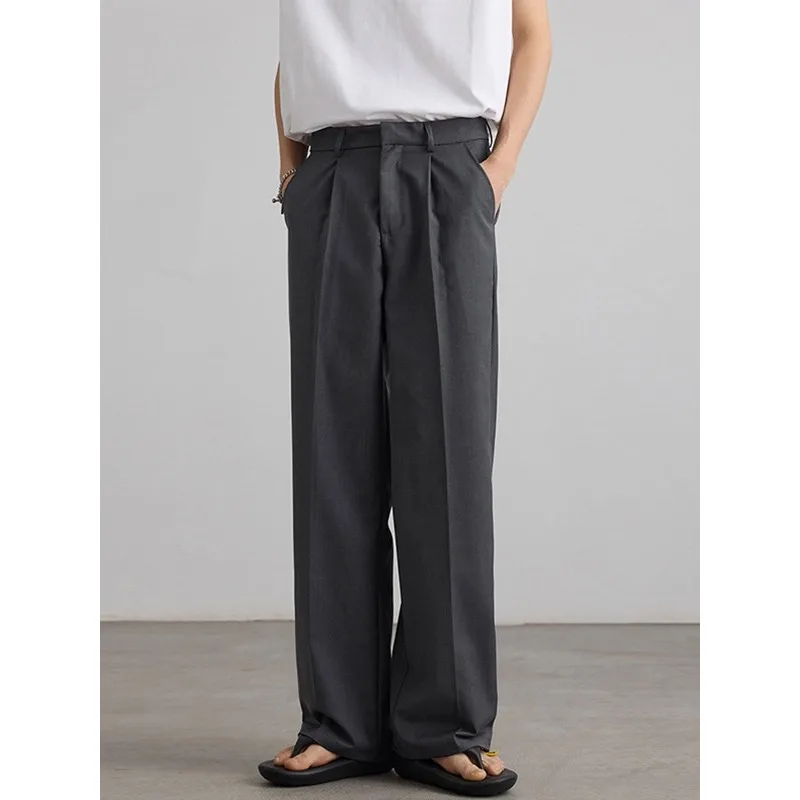 Men's Korean Style 3D Pleated Casual Pants Spring/Summer Loose Fit Relaxed Trousers with Minimalist Lazy Aesthetic
Men's Korean Style 3D Pleated Casual Pants Spring/Summer Loose Fit Relaxed Trousers with Minimalist Lazy Aesthetic